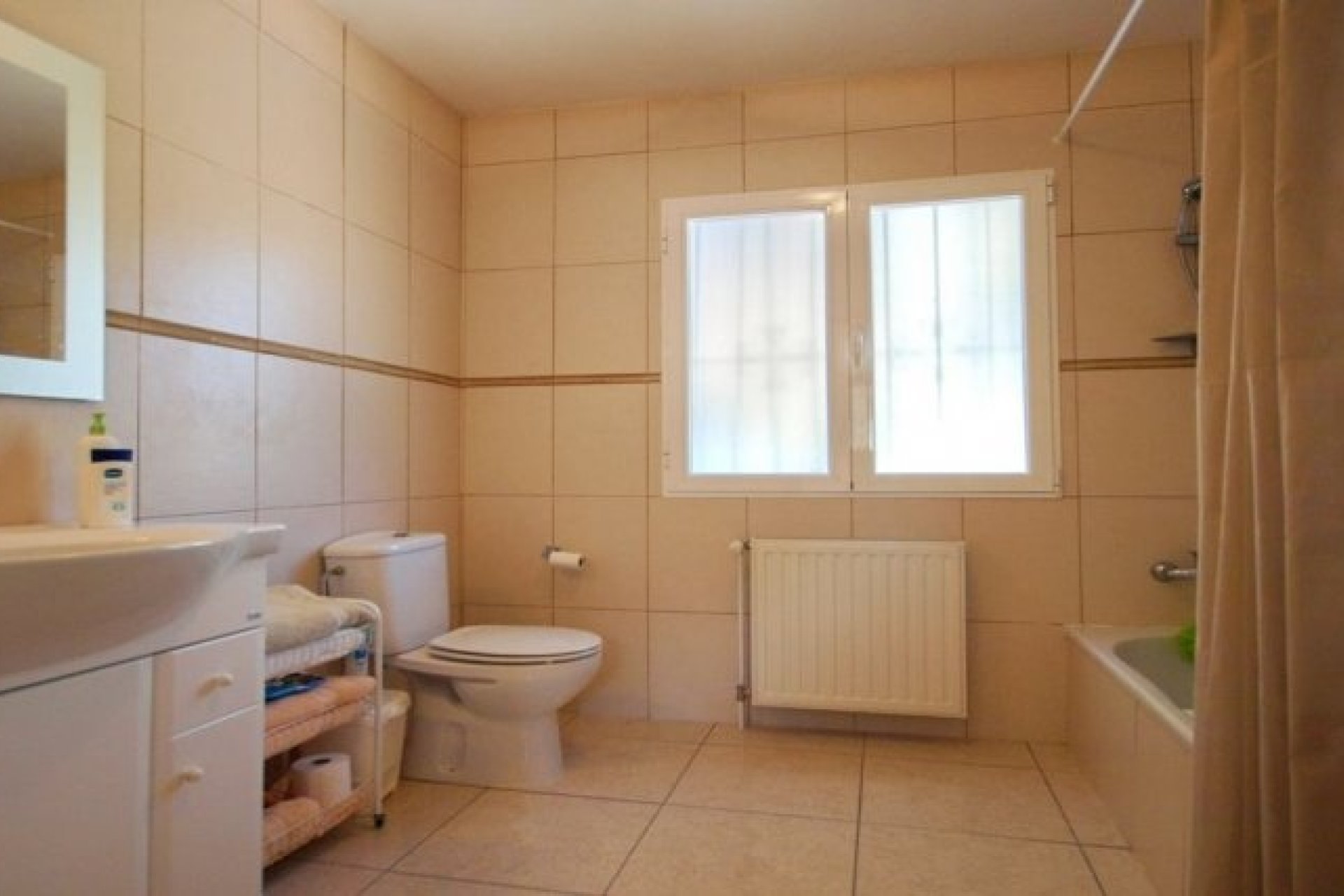 Villa in El Portet, bathroom