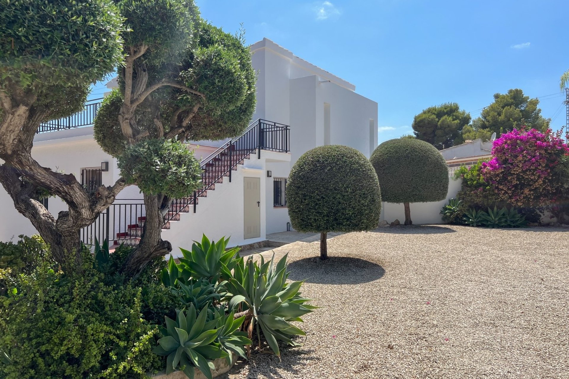 Villa mit Meerblick zum Verkauf in Moravit Moraira, alles zu Fuß erreichbar