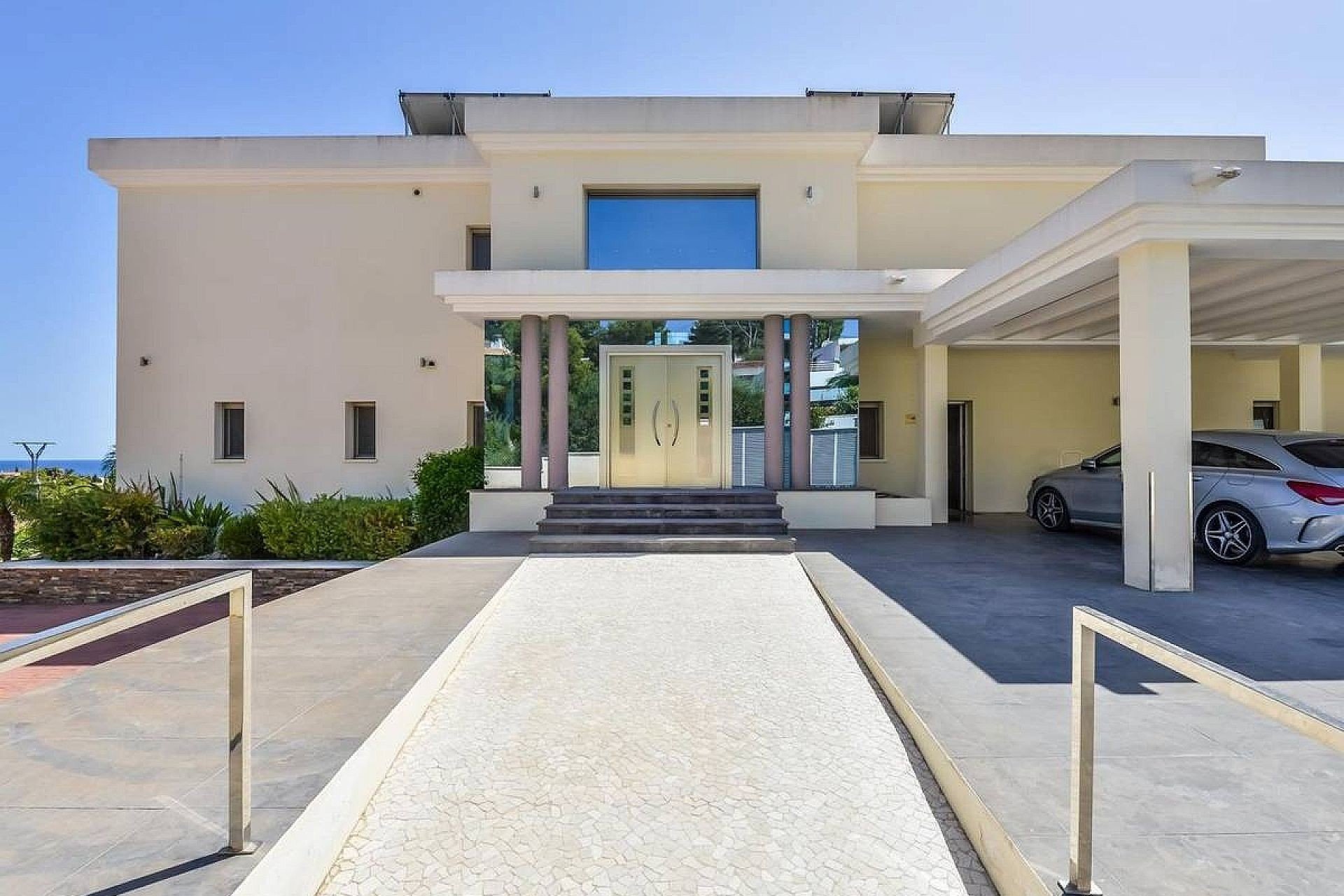 Villa op het zuiden in mediterrane stijl in La Fustera