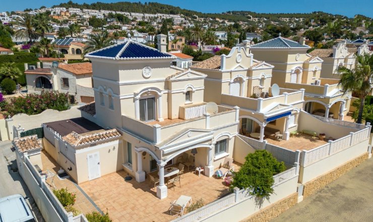Villa - Vente - Calpe - La Vallessa