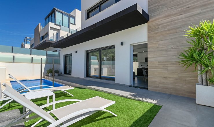 Villa - Verkauf - Villamartin - Villamartin