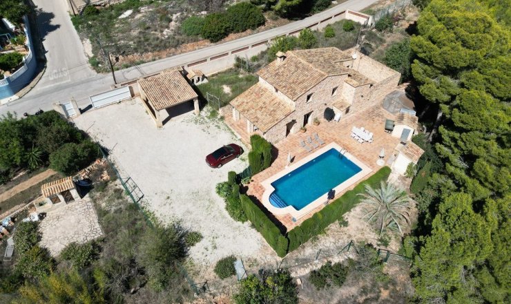 Villa - Verkoop - Calpe - Garduix