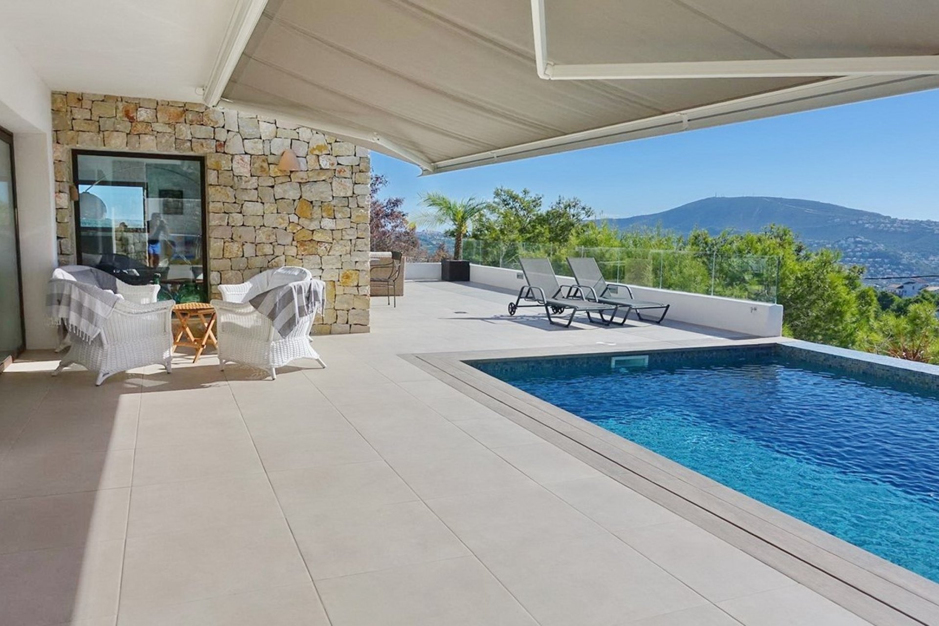Villa zu verkaufen in Moraira Costa Blanca Spanien