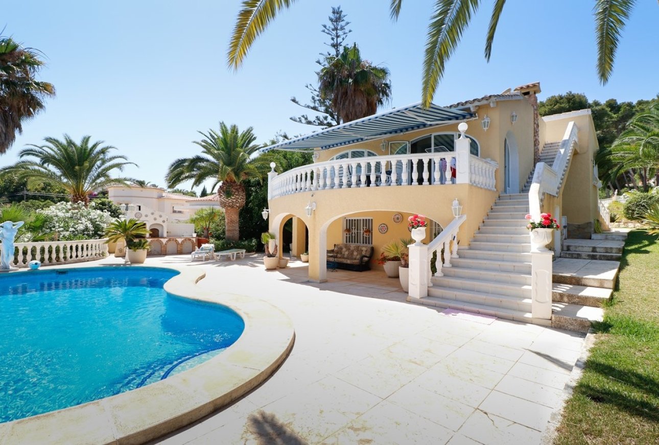 Villa zu verkaufen in Moraira Costa Blanca Spanien