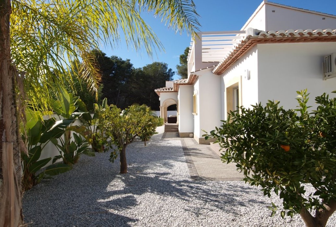 Villa zum Verkauf in Moraira Alicante 