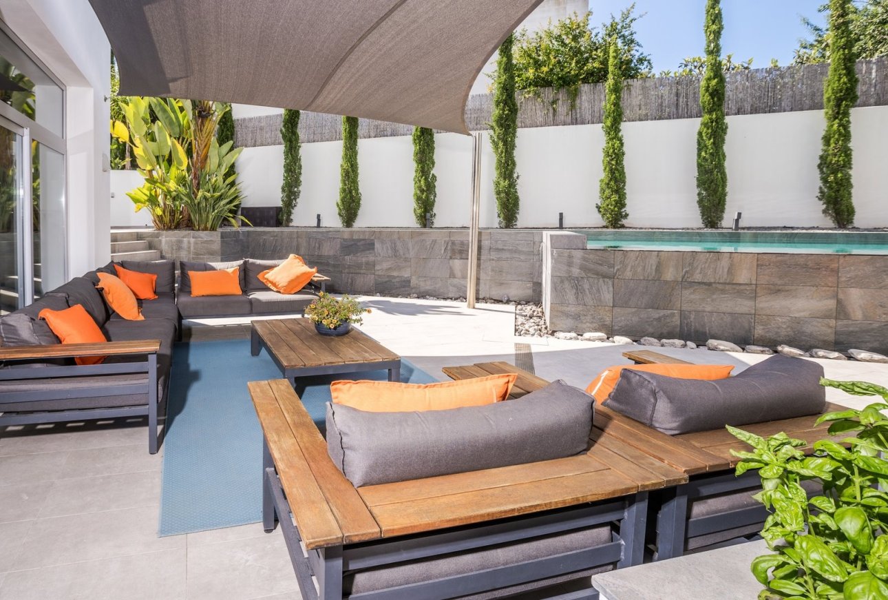 Zeitgenössische Designvilla zum Verkauf in Pla del Mar Moraira