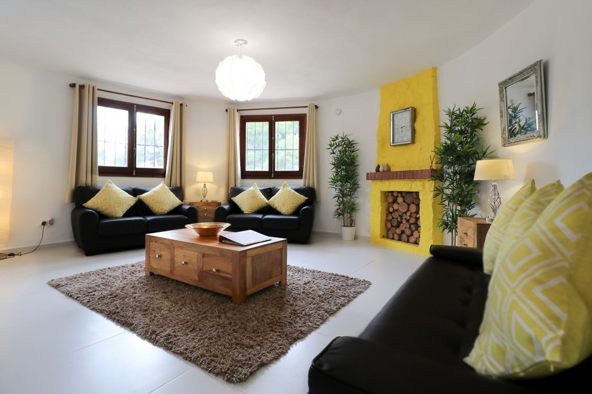 Zweites Wohnzimmer von der San Jaime Immobilie zu verkaufen