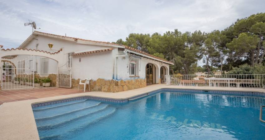 Wir erklären Ihnen die Schritte zum Erwerb dieses luxuriösen villa zum verkauf in Moravit in der Mittelmeer-Karibik