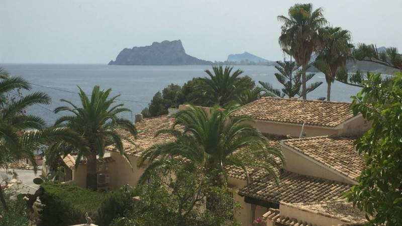 Villa zu verkaufen in Pla del Mar, Second-Line zum Meer