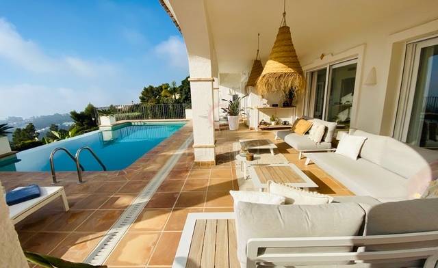 Villa for sale in Altea 