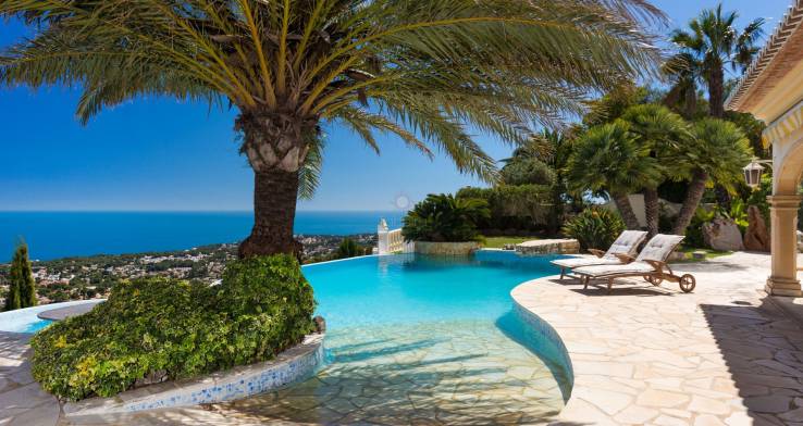 Esta villa de lujo en venta en Moraira es el oasis privado que siempre has soñado
