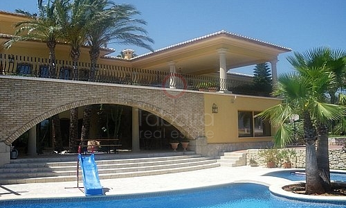 Kaufen Sie sich eine Luxus-Villa in Benitachell, Alicante 