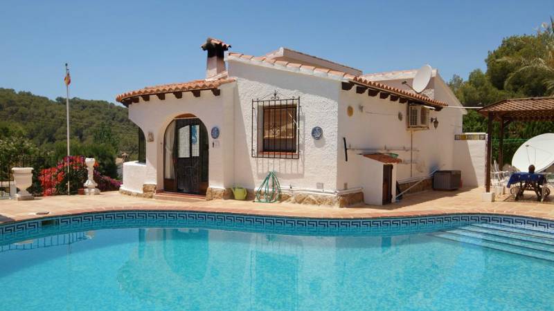 Kaufen Luxury Villas Moraira, Costa Blanca Nord: Ein Schritt aus dem Meer 