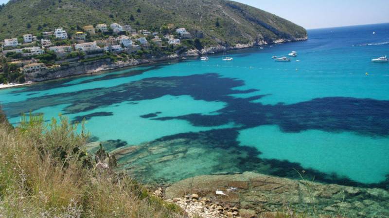 Kaufen Sie eine Luxus-Villa in Teulada, Spanien.