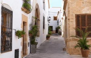 Casas en Jávea con piscina y jardín privado
