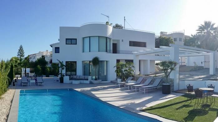 Propiedades en Venta en Moraira Costa Blanca. Centro Turístico Interacional en la Zona Norte de Alicante 