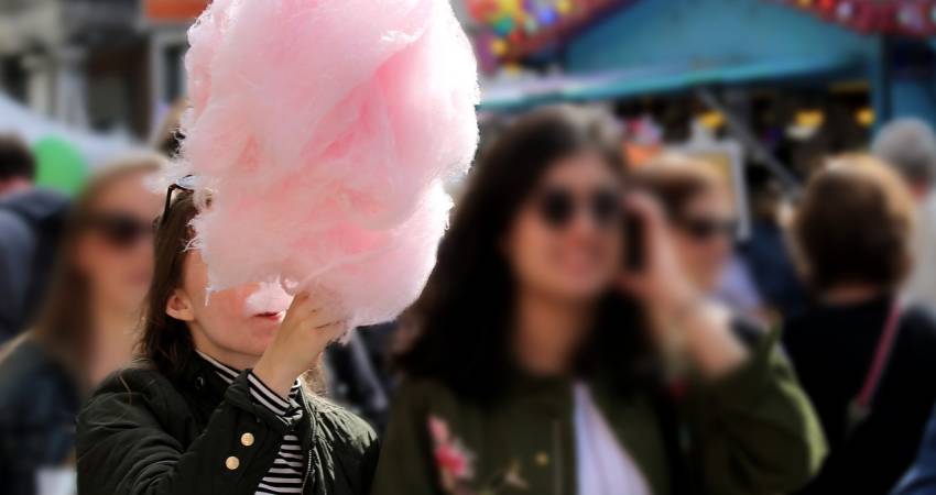 Besuchen Sie diesen Sommer unsere Neubauvillen in Moraira und genießen Sie ihre beliebten Festivals