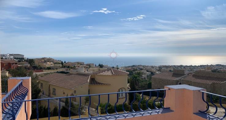 properties for sale in Cumbre del Sol 