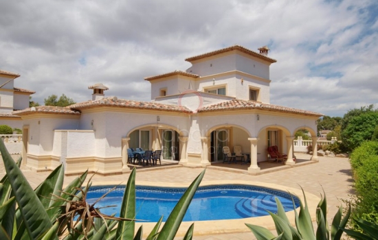 Недвижимость на продажу в Moraira Испании 