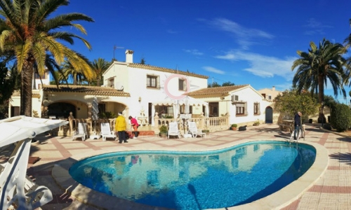 Country houses for sale in Moraira Spain