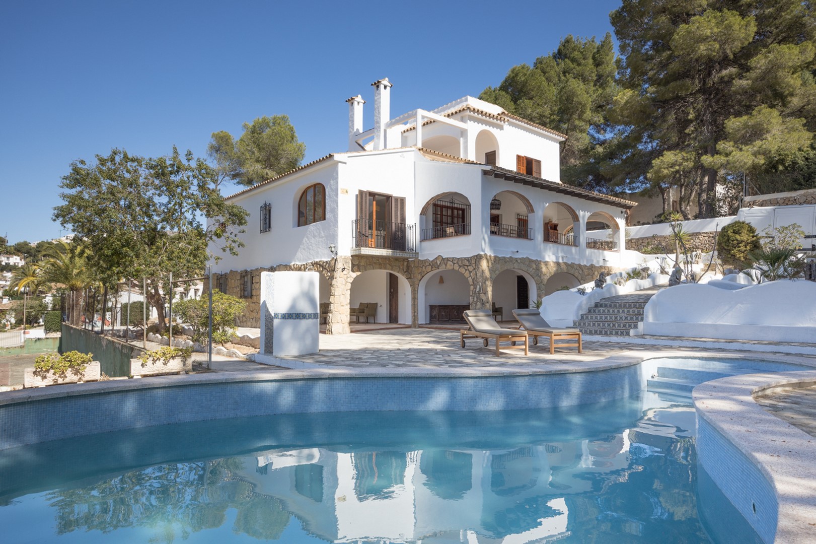 Villa for sale in Pla del Mar, Moraira