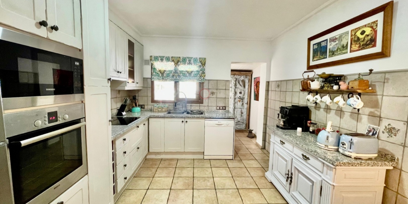 Sale &raquo; Villa &raquo; Alcalalí &raquo; Pueblo