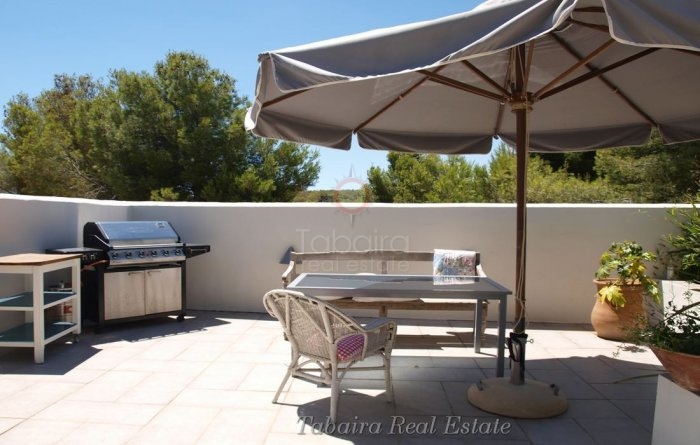 Resale and properties for sale in Benissa. Holiday homes, permanent properties in Benissa, Moraira, Calpe and Teulada.