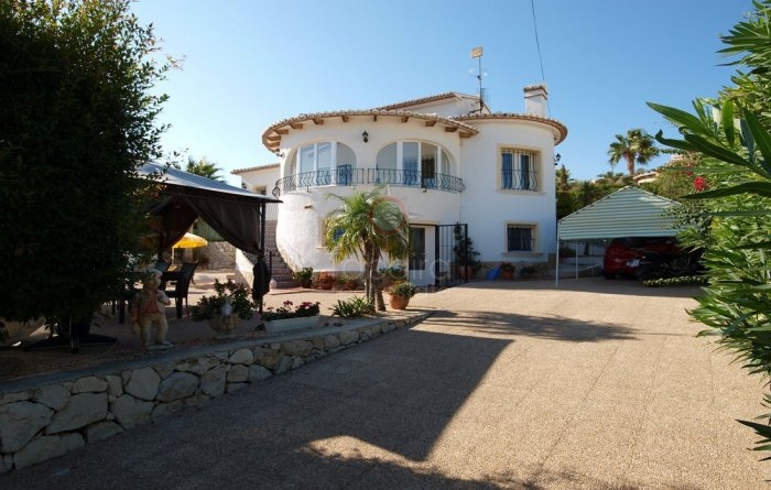 Fastigheter till salu i Benitachell, billig spansk villa