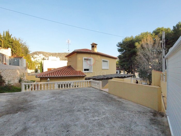Villa's te koop in El Portet , Moraira , makelaars in Moraira , Costa Blanca