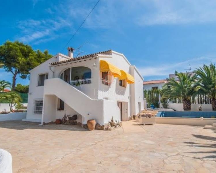 Villa - продажа - Moraira - Pinar de L'Adovcat