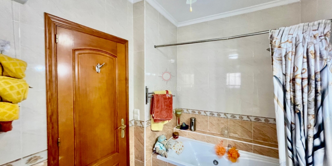 Sale &raquo; Villa &raquo; Tormos &raquo; Pueblo