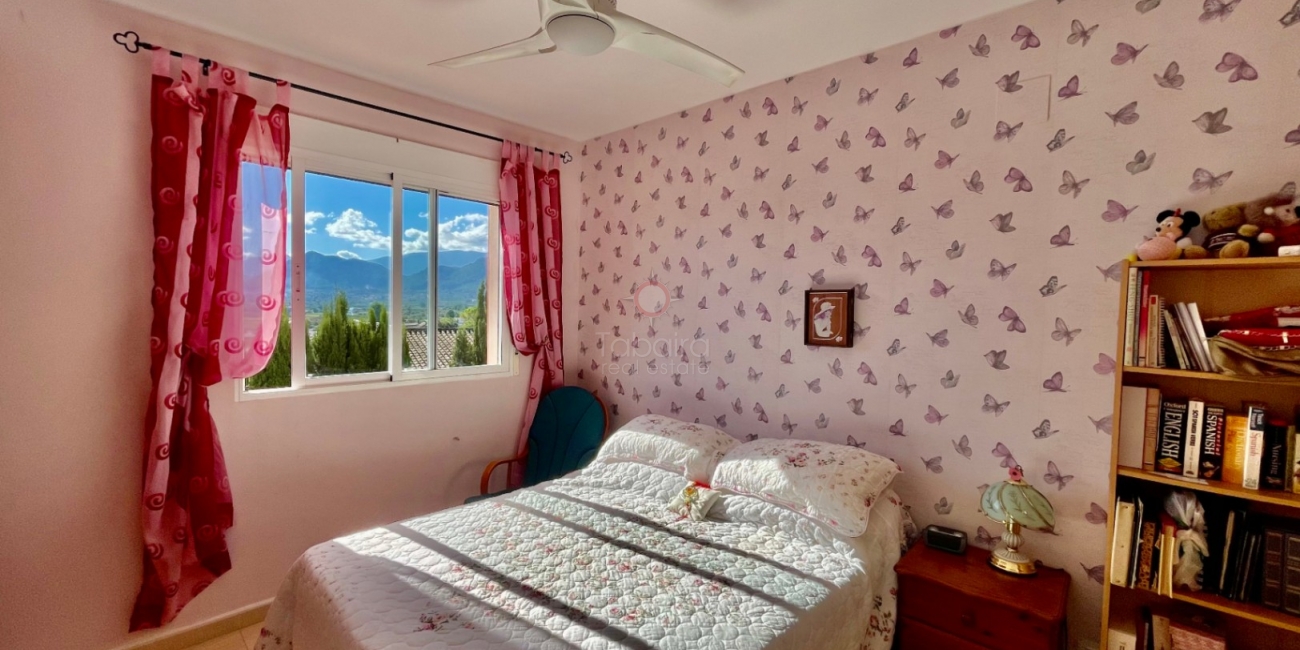 Sale &raquo; Villa &raquo; Tormos &raquo; Pueblo