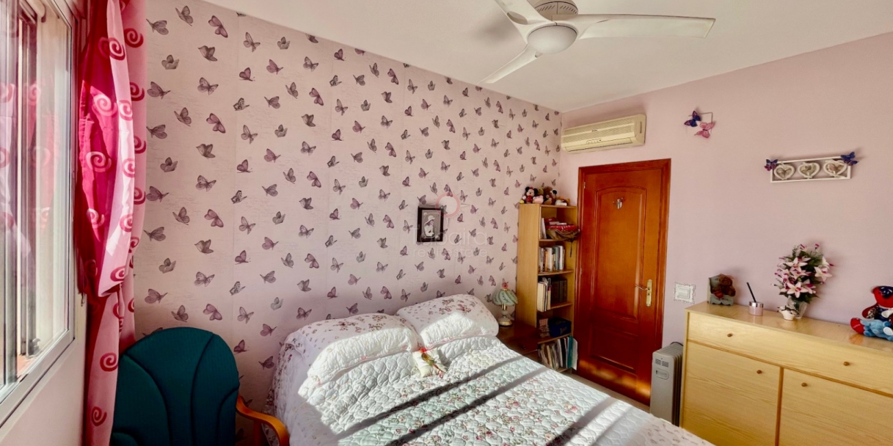 Sale &raquo; Villa &raquo; Tormos &raquo; Pueblo