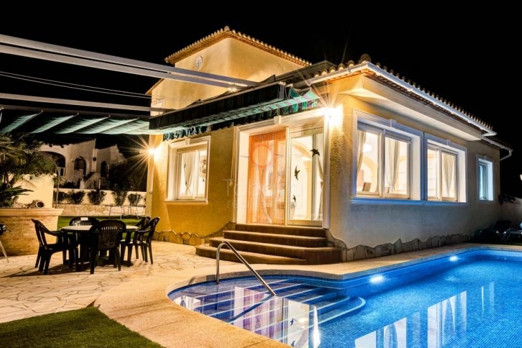 Sale &raquo; Villa &raquo; Calpe &raquo; Costeres