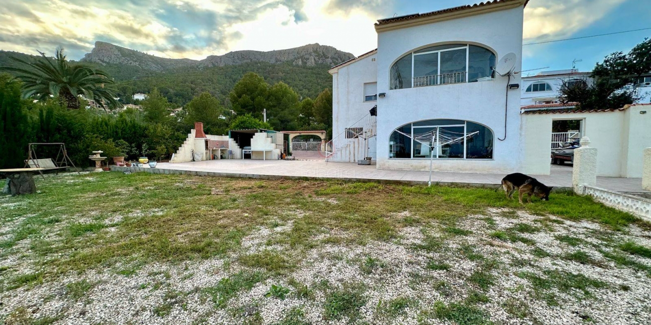 Sale &raquo; Villa &raquo; Calpe &raquo; Estación