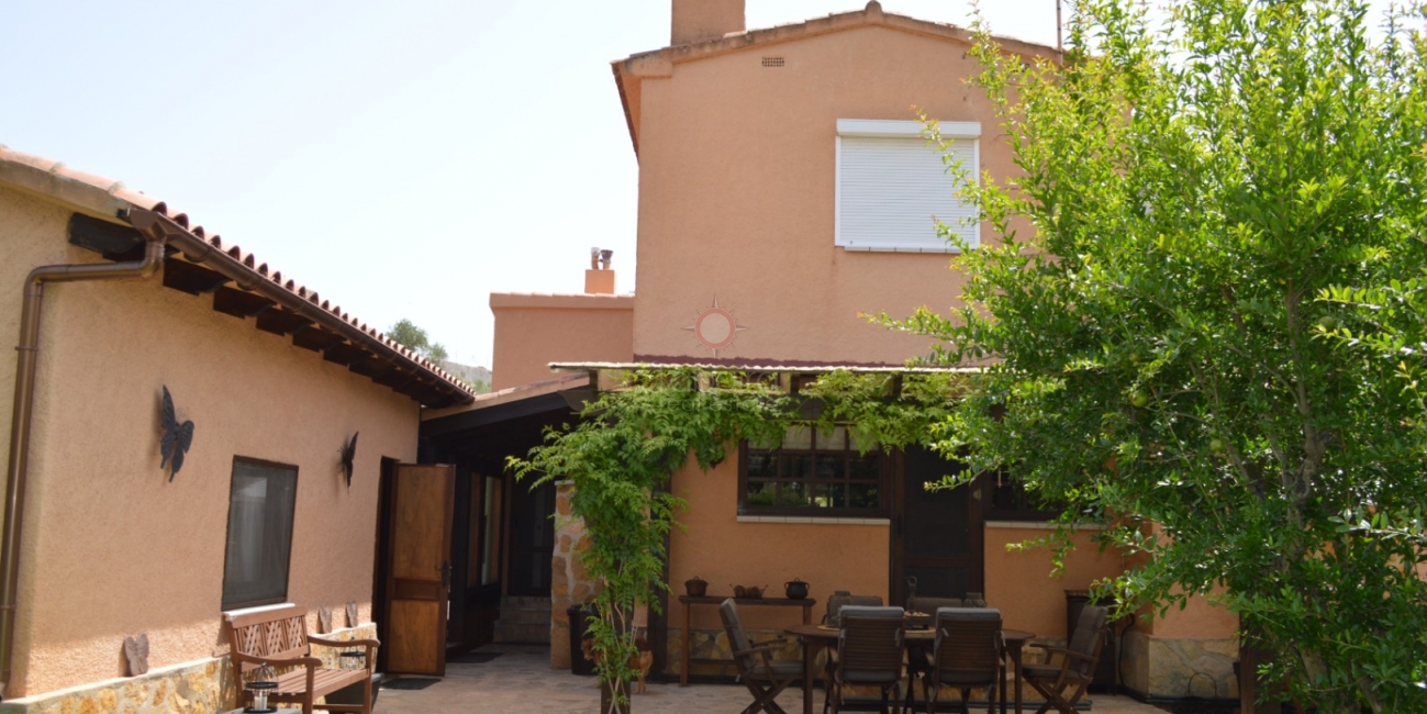 Sale &raquo; Villa &raquo; Alcalalí &raquo; Campo