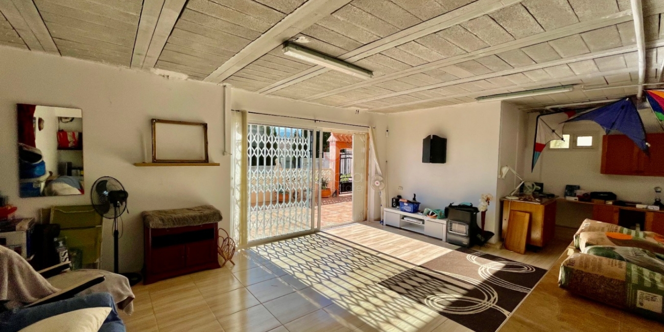 Sale &raquo; Villa &raquo; Tormos &raquo; Pueblo