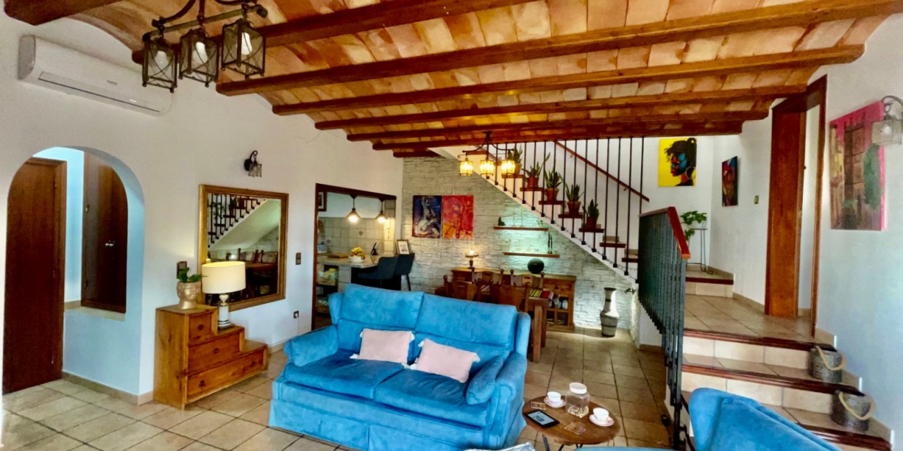 Sale &raquo; Villa &raquo; Alcalalí &raquo; Pueblo