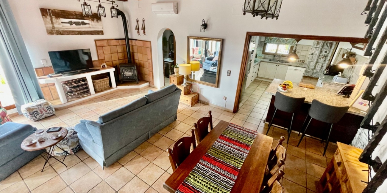 Sale &raquo; Villa &raquo; Alcalalí &raquo; Pueblo