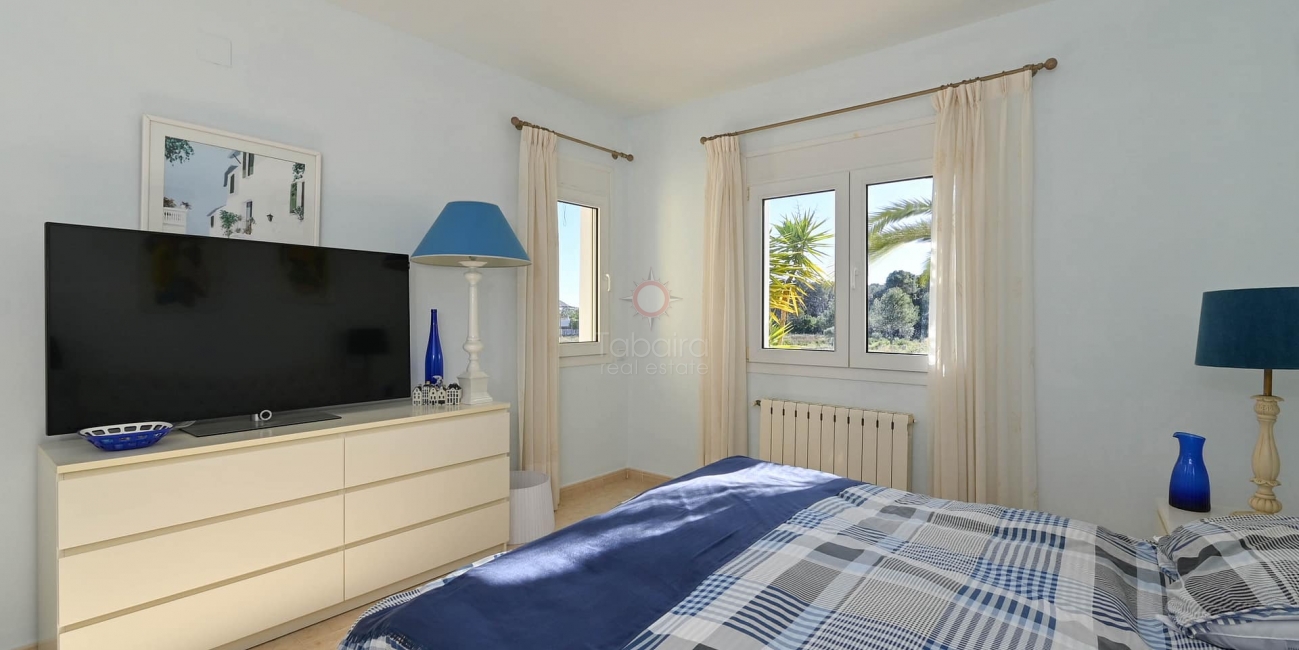 Lyxvilla till salu i Moraira - Steg från stranden och staden