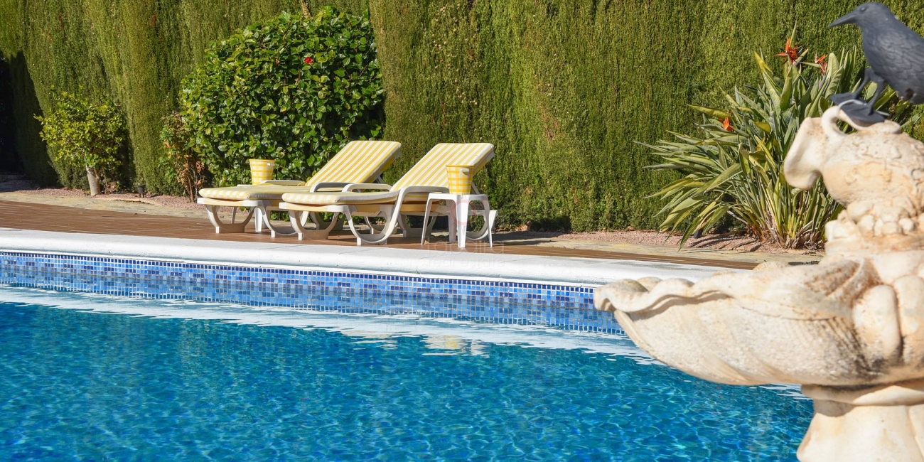 Lyxvilla till salu i Moraira - Steg från stranden och staden