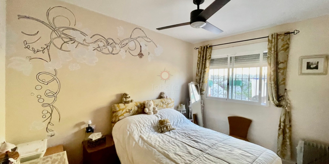 Sale &raquo; Villa &raquo; Tormos &raquo; Pueblo