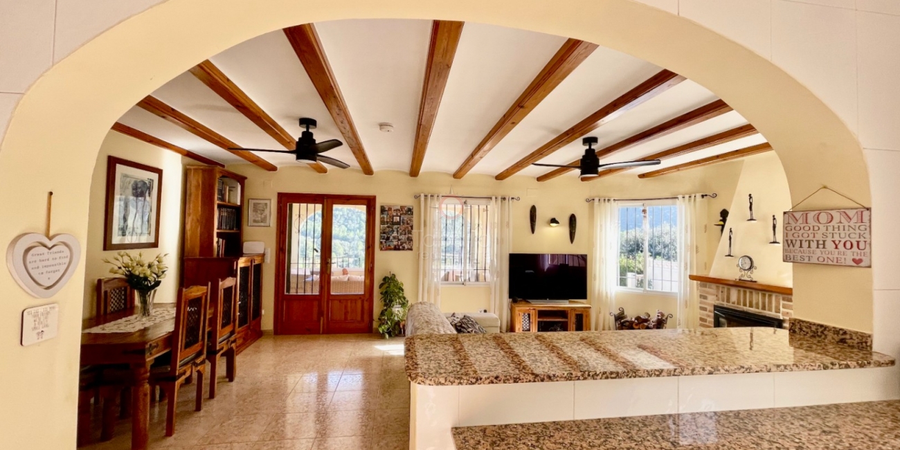 Sale &raquo; Villa &raquo; Alcalalí &raquo; Valley / Urbanización