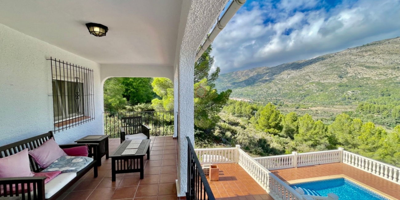 Sale &raquo; Villa &raquo; Benigembla &raquo; Campo