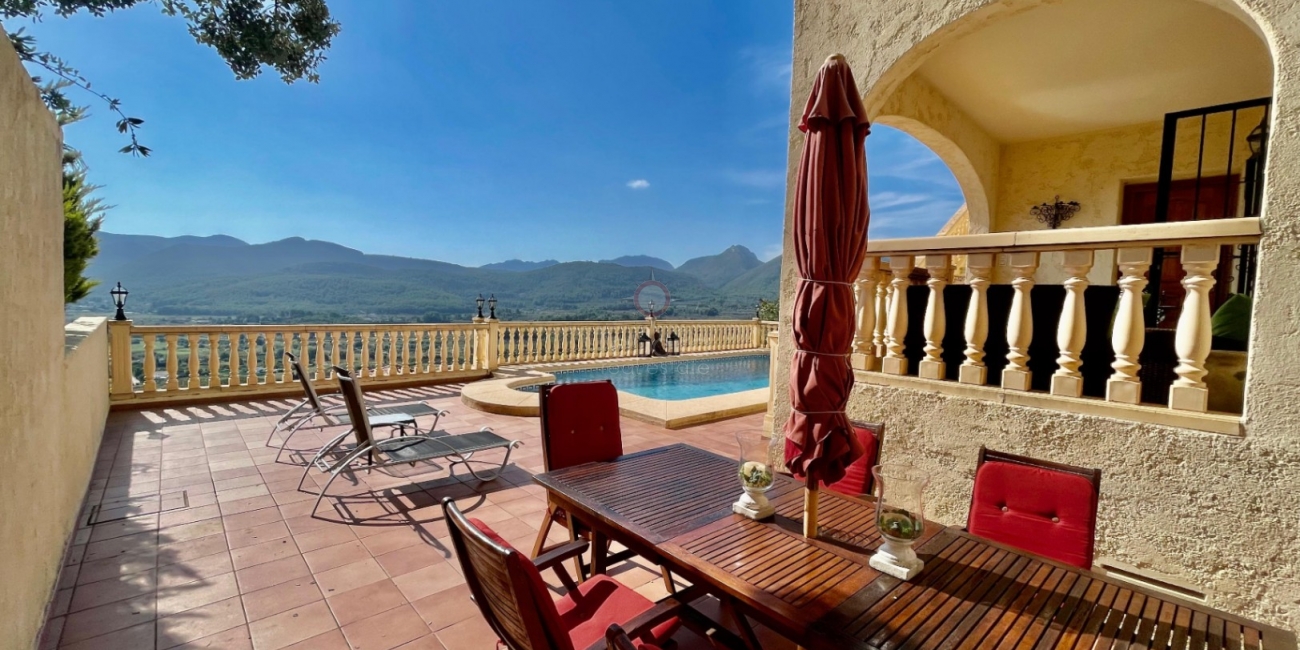 Sale &raquo; Villa &raquo; Xaló / Jalon &raquo; Valley / Urbanización