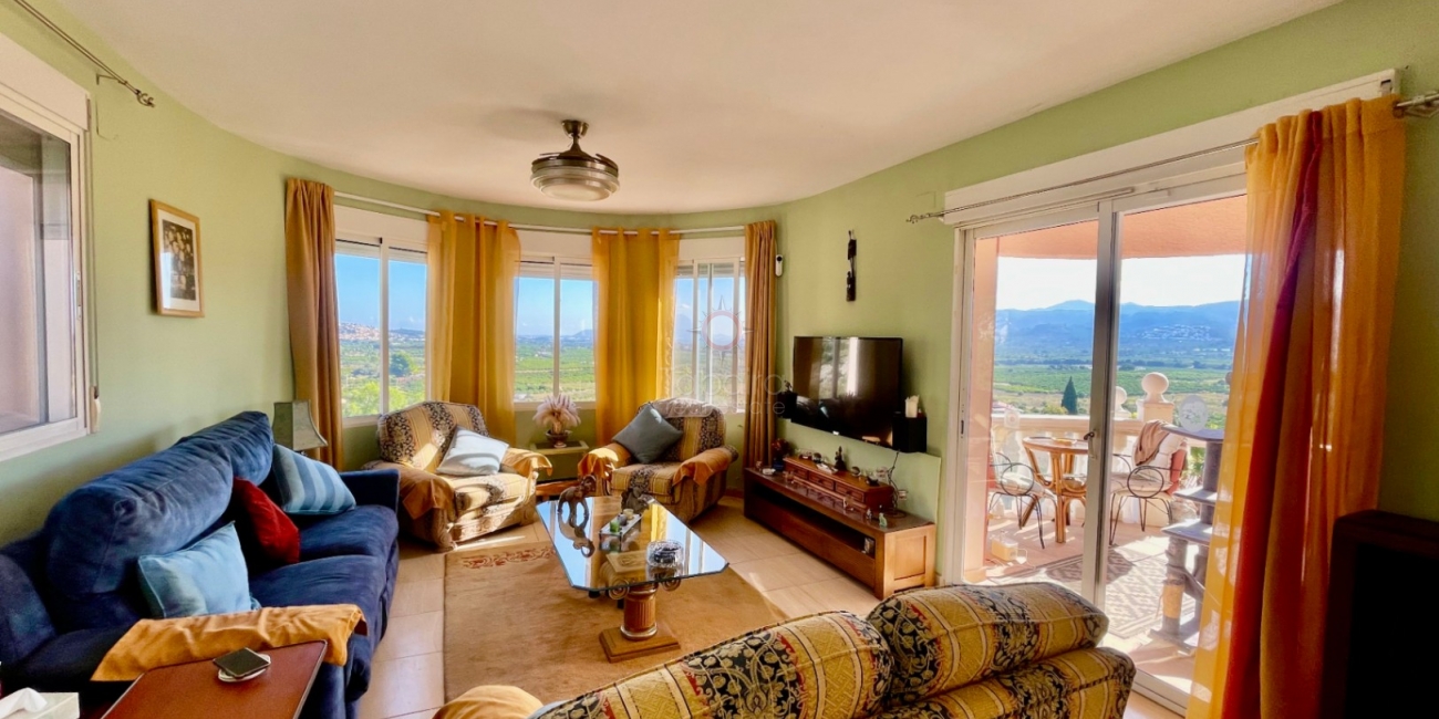 Sale &raquo; Villa &raquo; Tormos &raquo; Pueblo