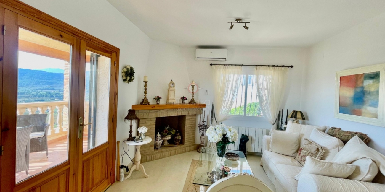 Sale &raquo; Villa &raquo; Xaló / Jalon &raquo; Valley / Urbanización