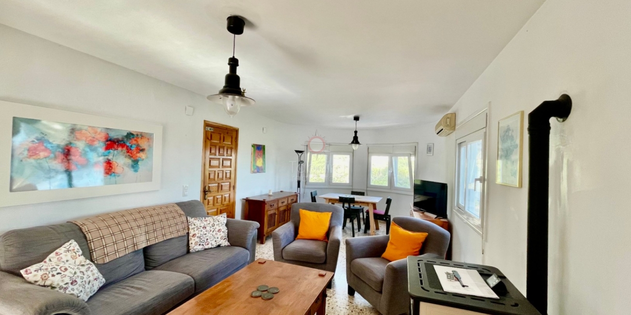 Sale &raquo; Villa &raquo; Tormos &raquo; Pueblo