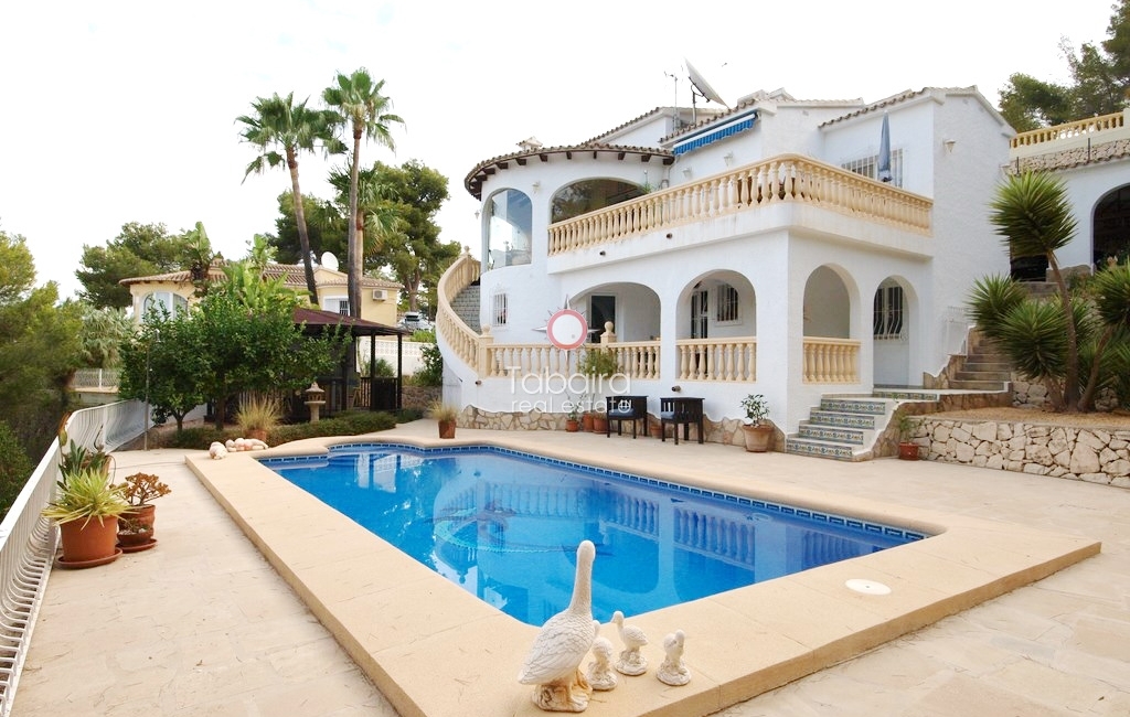 Lovely villa located in the outskirts of Moraira