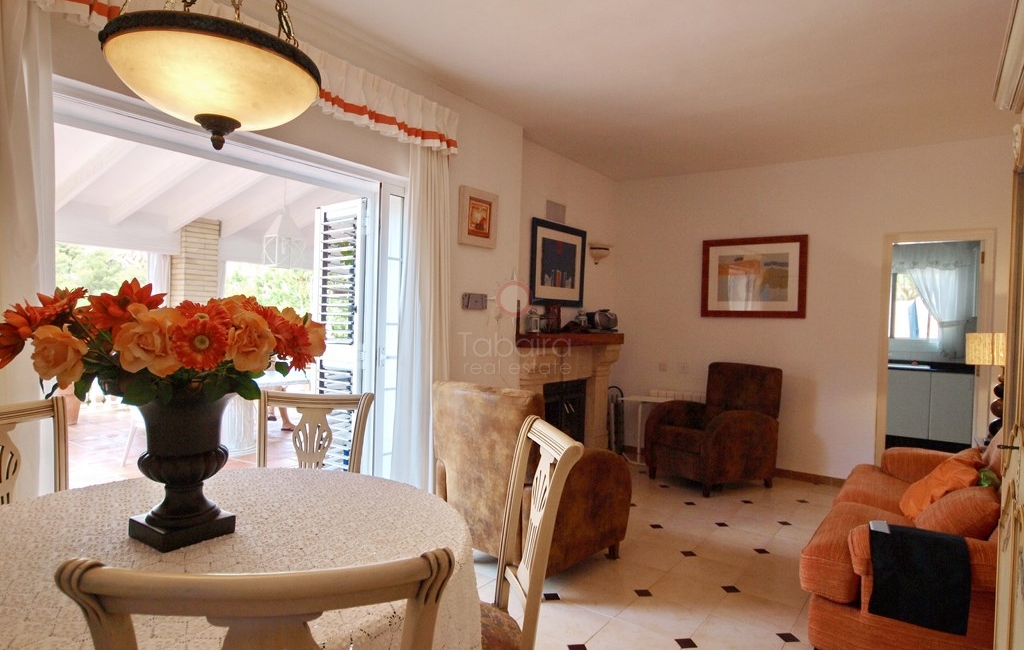 Drei-Schlafzimmer-Villa zum Verkauf in El Portet Moraira